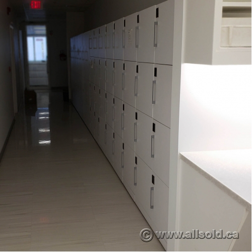 White Wood Bank of 4 Lockers w/ Digilock Locking System Allsold.ca